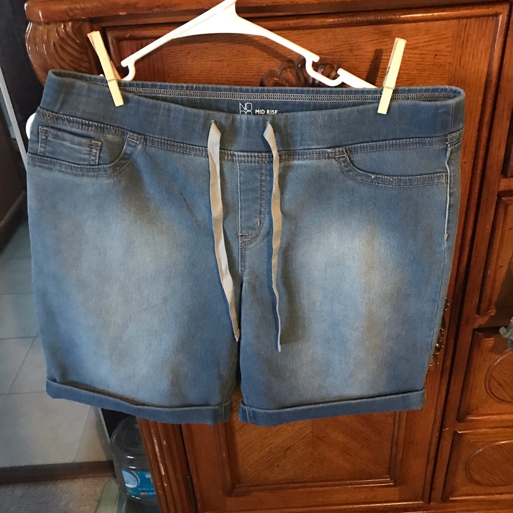 Women’s shorts